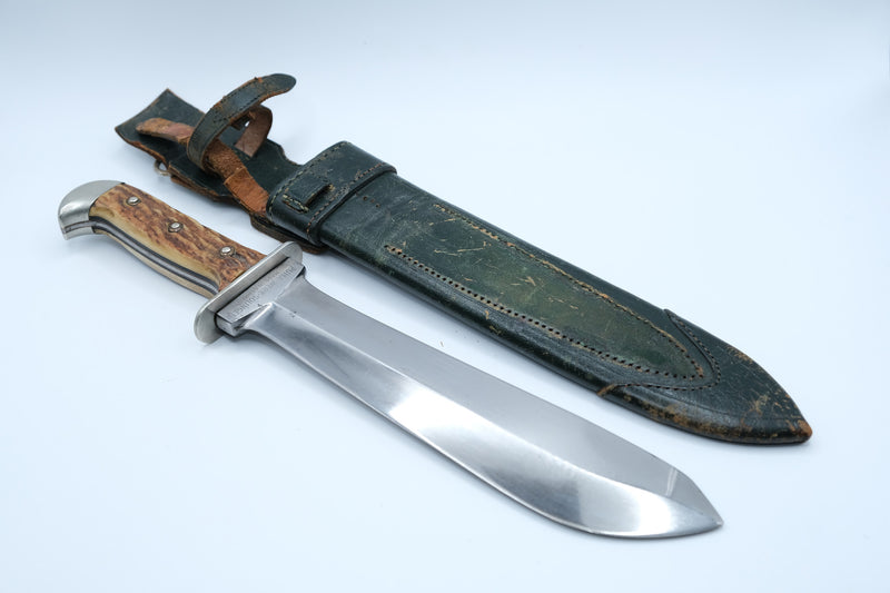 Puma Waidblatt 3588 — Stag Handle, Nickel Silver Fittings, Leather Sheath