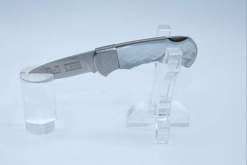 Puma 4 Star Mini 220700 — Mother of Pearl, Lockback Pocket Knife, Mint