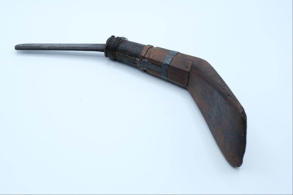 Antique Indigenous Crooked Knife (Mocotaugan) — Carved Wood Handle, Pewter Banding