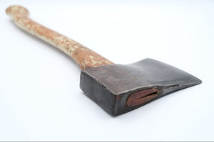 Lion Brand Hatchet, Welland Vale Mfg. Co., St. Catharines, c.1912-1950