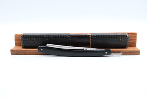 Unmarked Straight Razor, Pattern No. 47-11, Black Scales